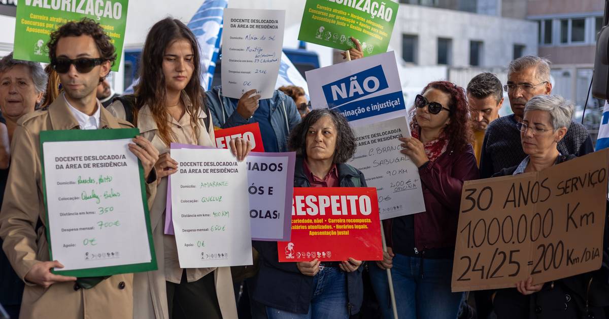 Professores em protesto: "Meus filhos, durante toda a vida, correram comigo por todo o país."