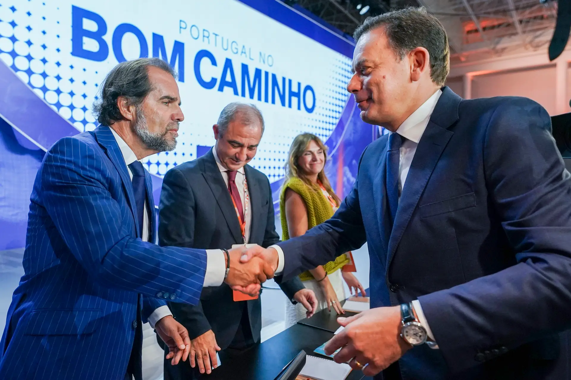 Miguel Albuquerque diz que concorda com moção de confiança e dispensa Montenegro de campanha na Madeira