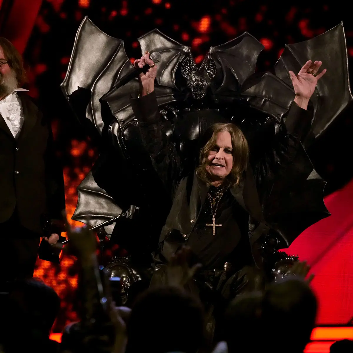 Ozzy Osbourne no trono do Rock and Roll Hall of Fame: veja a