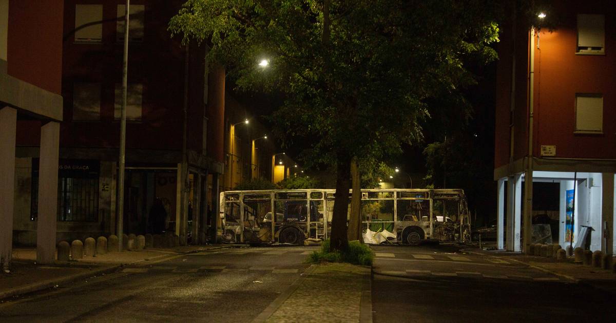 A saúde de Tiago tem "evolução positiva"Marcelo garante sobre motorista da Carris ferido em Loures