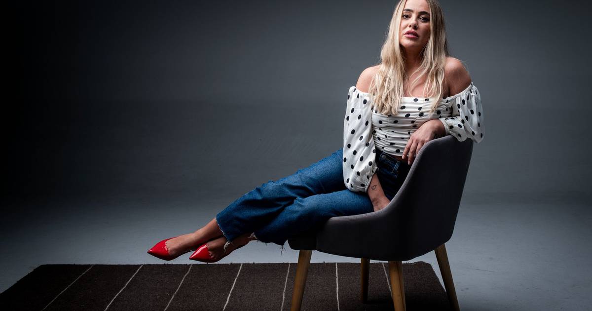 “Quando você chega ao orgasmo, há uma sensação de liberdade: sinto isso quando canto”: Gisela João no Posto Emissor