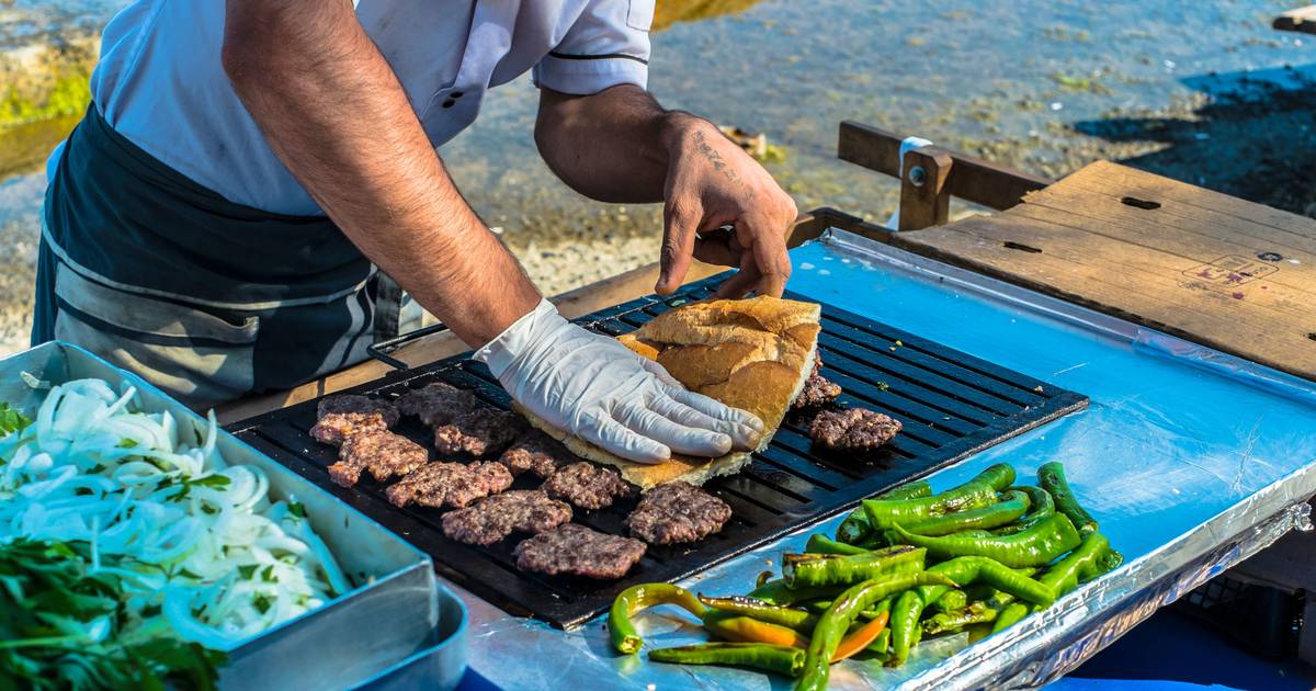 Köfte: pecado ou delicadeza? Como algumas almôndegas de porco sacudiram o peru
