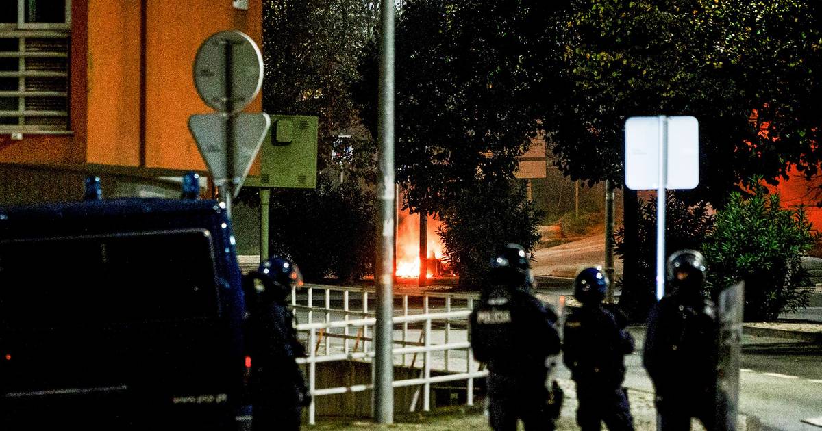 Vida Justa e Chega marcam manifestação à mesma hora em frente ao Parlamento. mas eu acho "não vai acontecer"