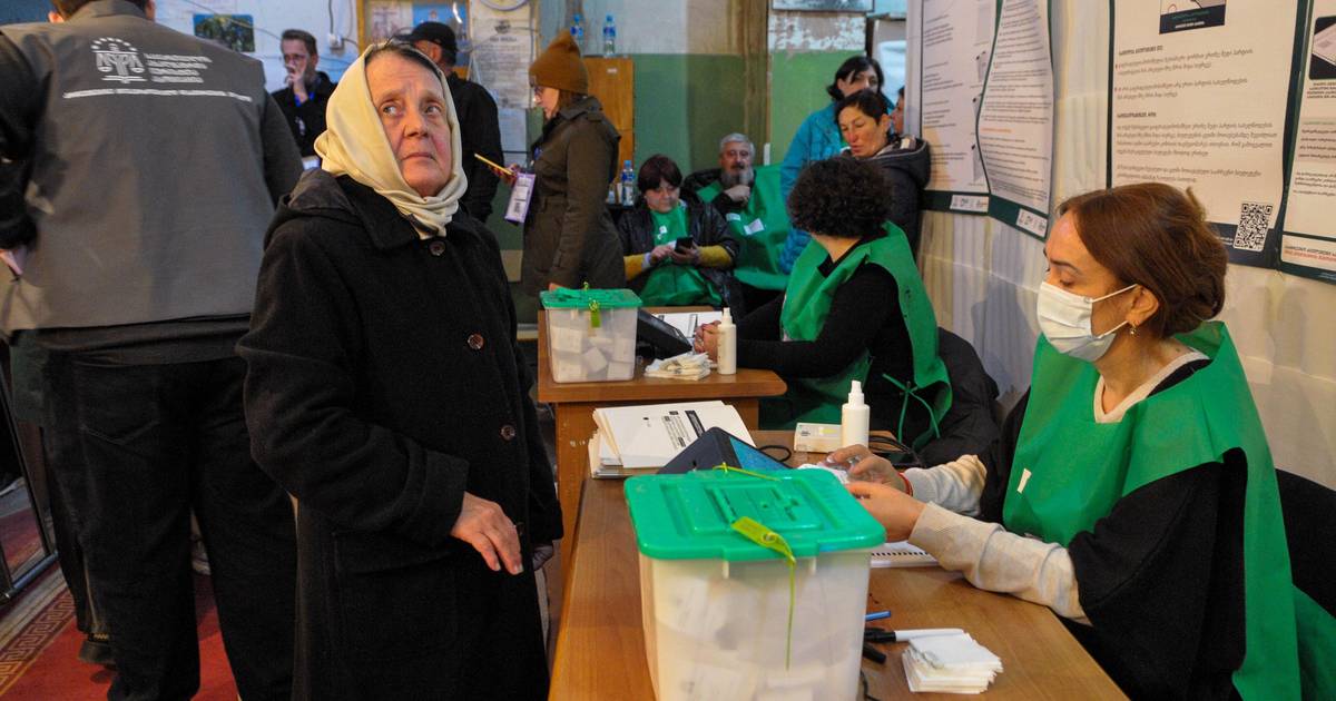 Eleições na Geórgia. Irregularidades favorecem o sonho georgiano e ameaçam a integração na UE: “O maior desafio ainda está por vir”