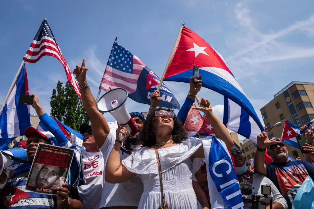 Kamala Harris e Donald Trump ignoram bloqueio a Cuba, mas o assunto embaraça os Estados Unidos na ONU