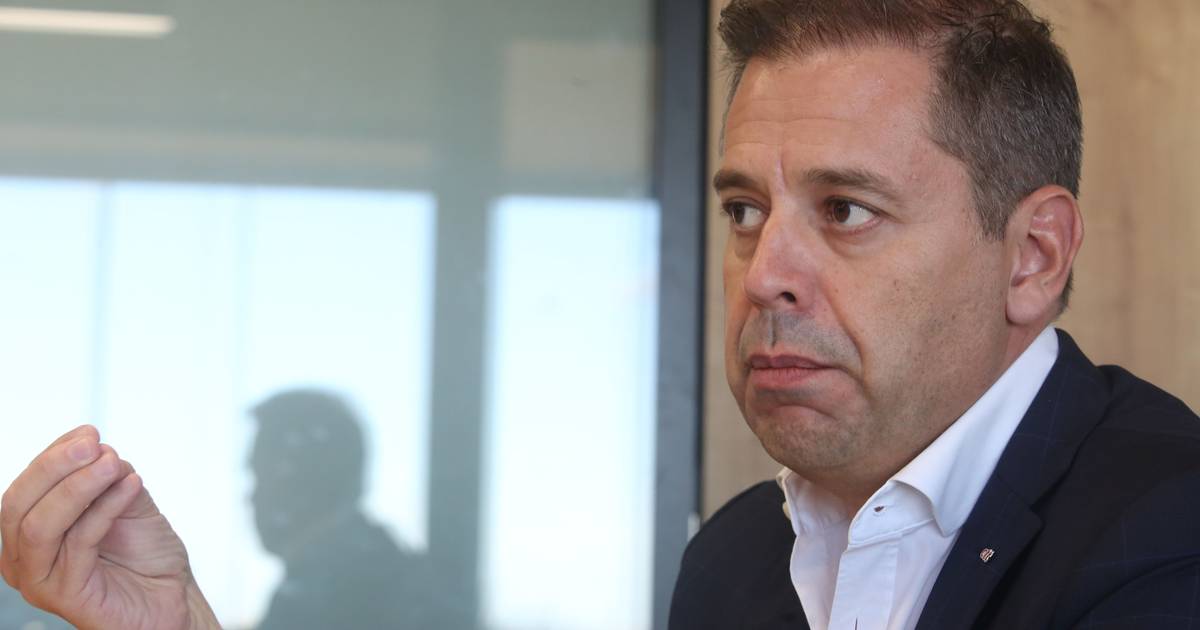 Novos investidores poderão subscrever certificados de aforro diretamente na aplicação dos CTT