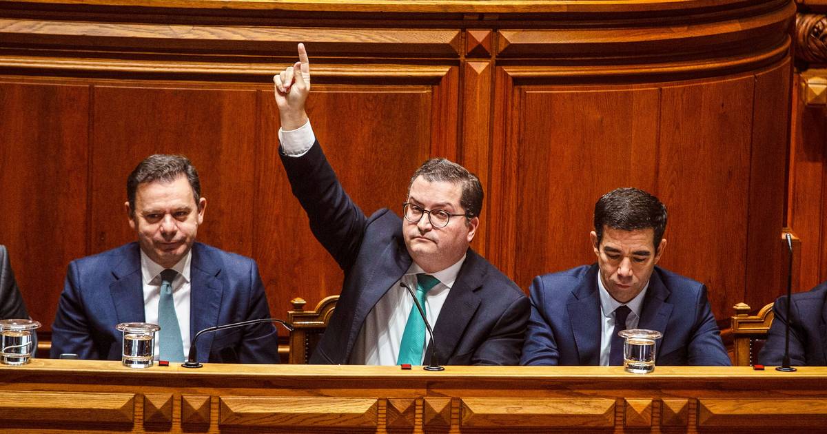 O primeiro está feito, o próximo virá: o debate do Orçamento entre o plenário e os corredores