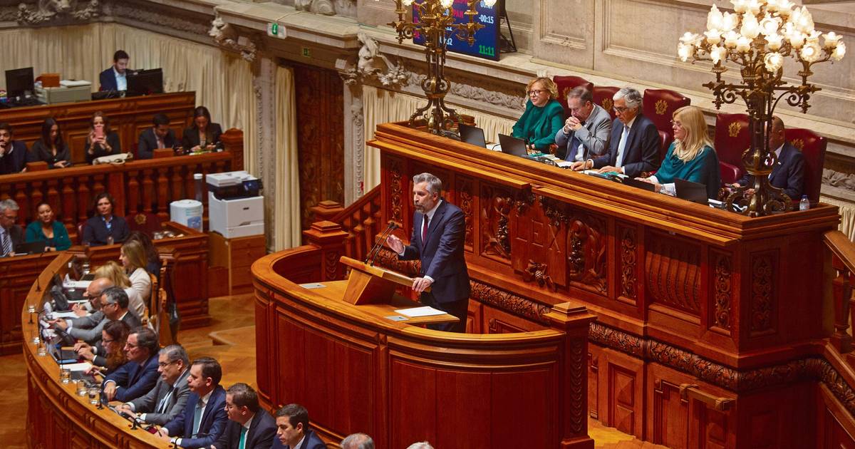 Governo e PS medem forças nas pensões: o que está em causa na especialidade
