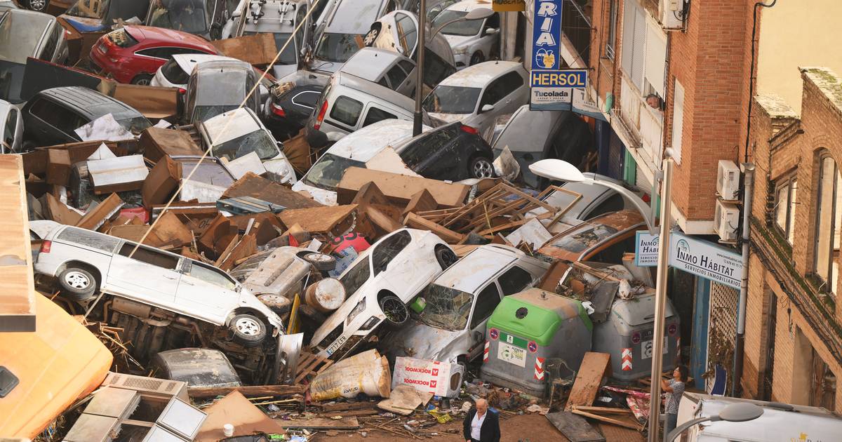 Inundações em Espanha: mais de 100 pessoas morreram, quase metade num único município