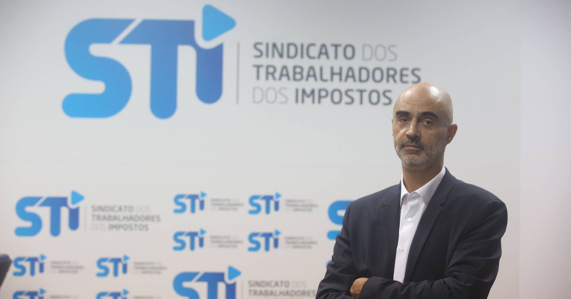 Como combater a fuga aos impostos? Pagamentos acima de €10 só com ...