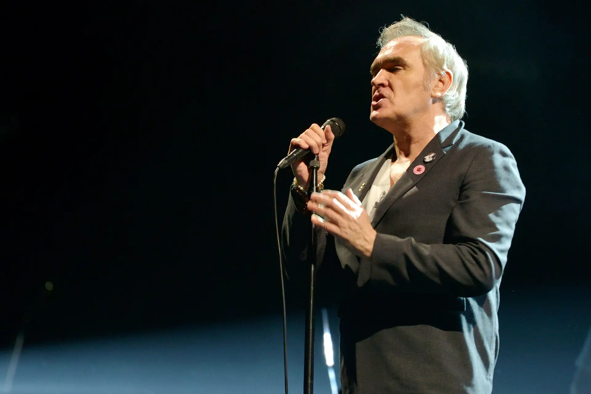 Morrissey igual a si mesmo: nova digressão, mais concertos cancelados