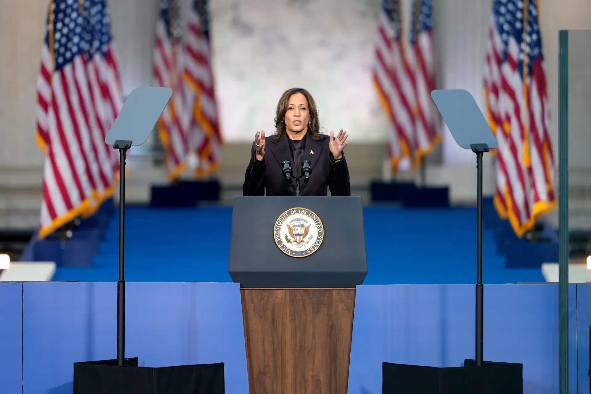 Kamala Harris a discursar na Universidade de Howard