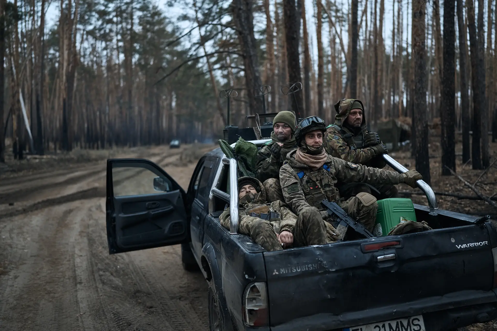 Infantaria ucraniana na região de Luhansk