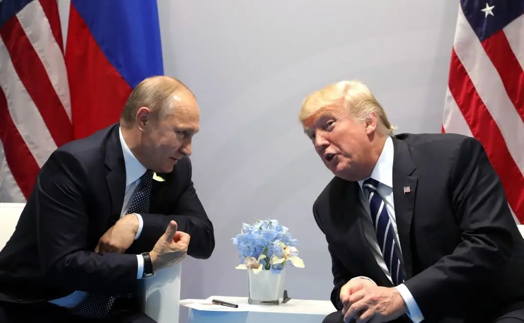 Encontro entre Putin e Trump, a 7 de julho de 2017, à margem da cimeira do G20, em Hamburgo, na Alemanha