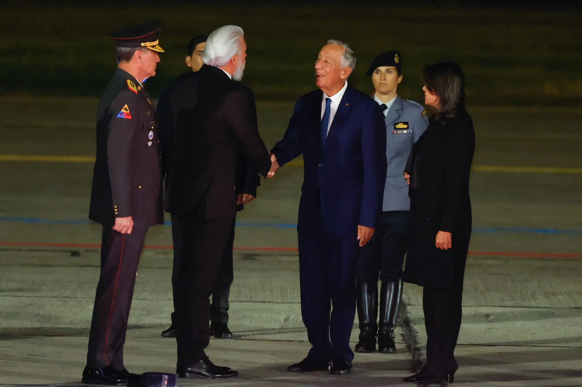 Marcelo diz que é preciso  "detetar responsabilidades" sobre INEM "doa a quem doer"