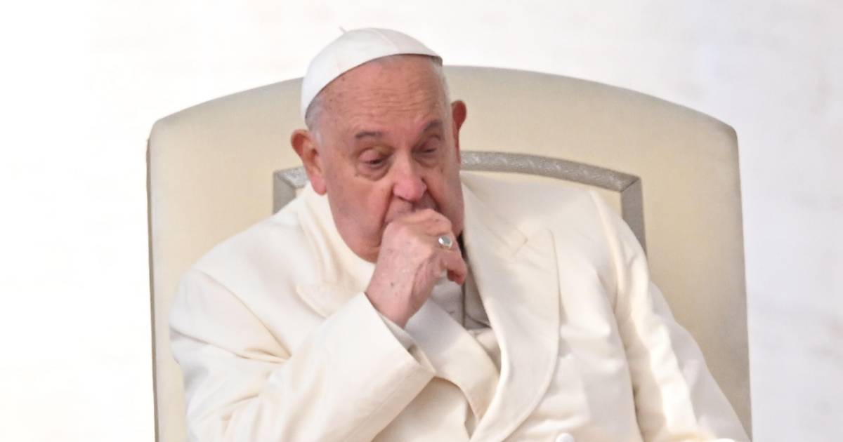 Sismo sentido em Lisboa deita abaixo o site do IPMA; Papa Francisco com estado de saúde delicado por causa de infeção respiratória