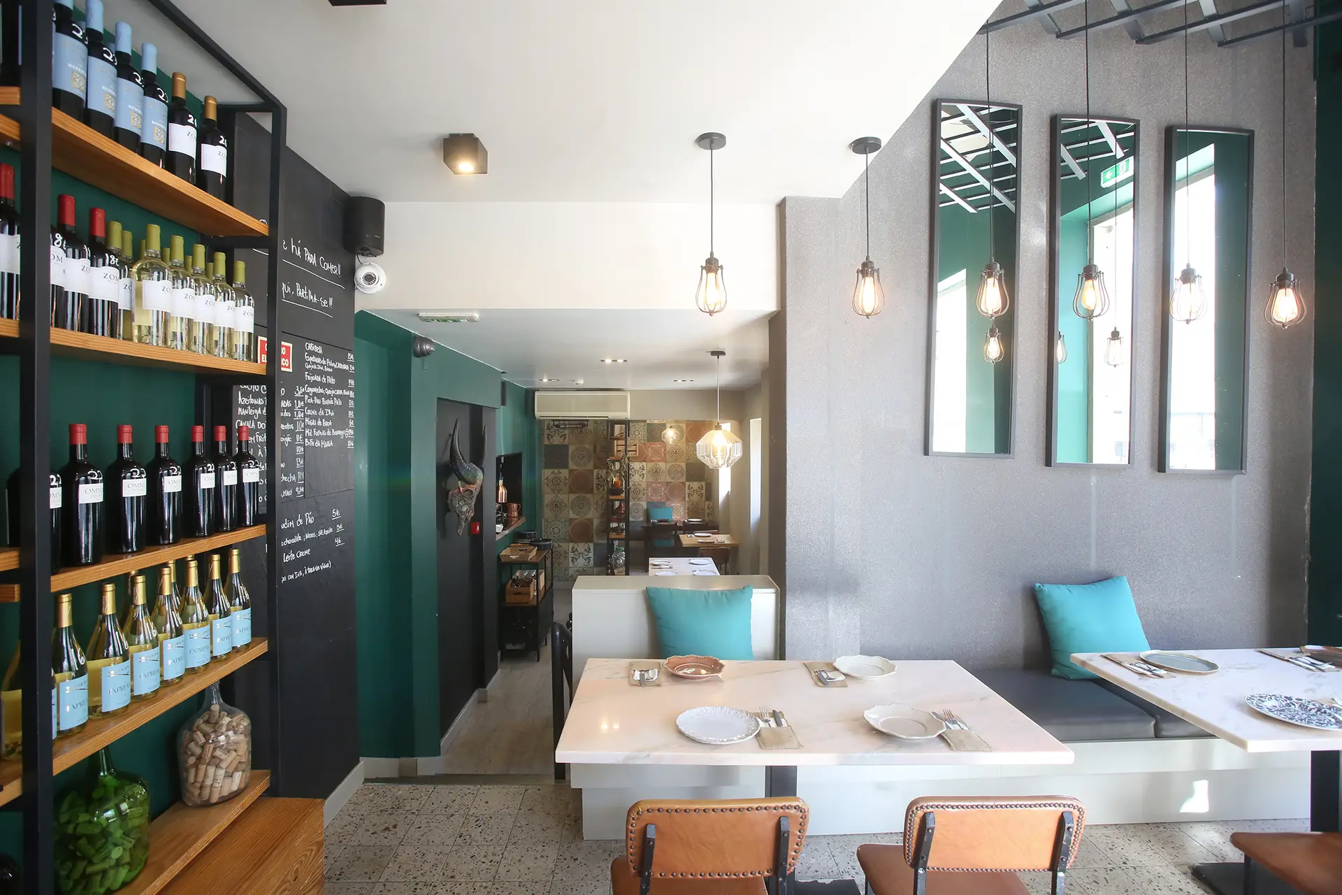 Restaurantes: uma boa tasca moderna às portas de Lisboa
