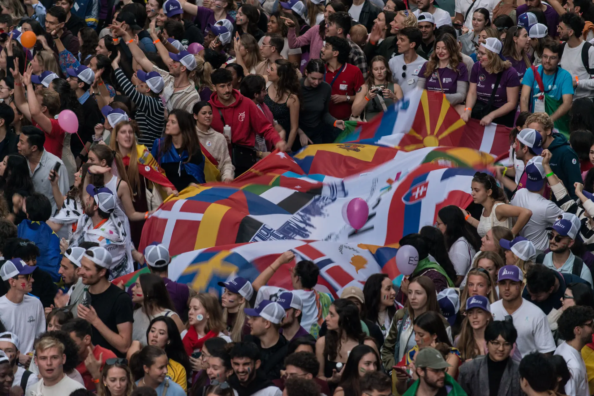 Depois de avanços e recuos, o suspense termina: Erasmus+ vai ter orçamento reforçado em 2025