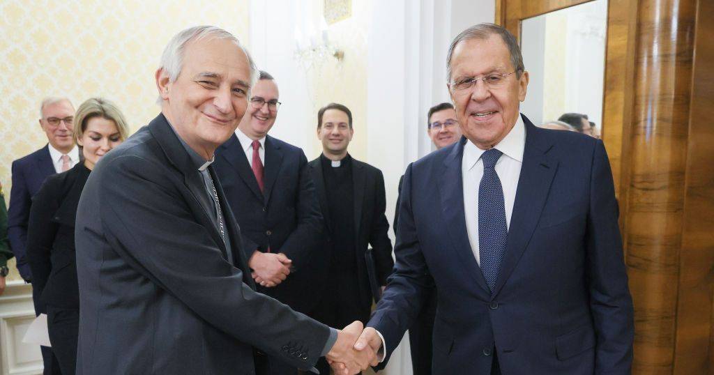Os ‘diplomatas silenciosos’ do Vaticano com que Leão XIV conta para “buscar a paz” que defendeu ao apresentar-se ao mundo