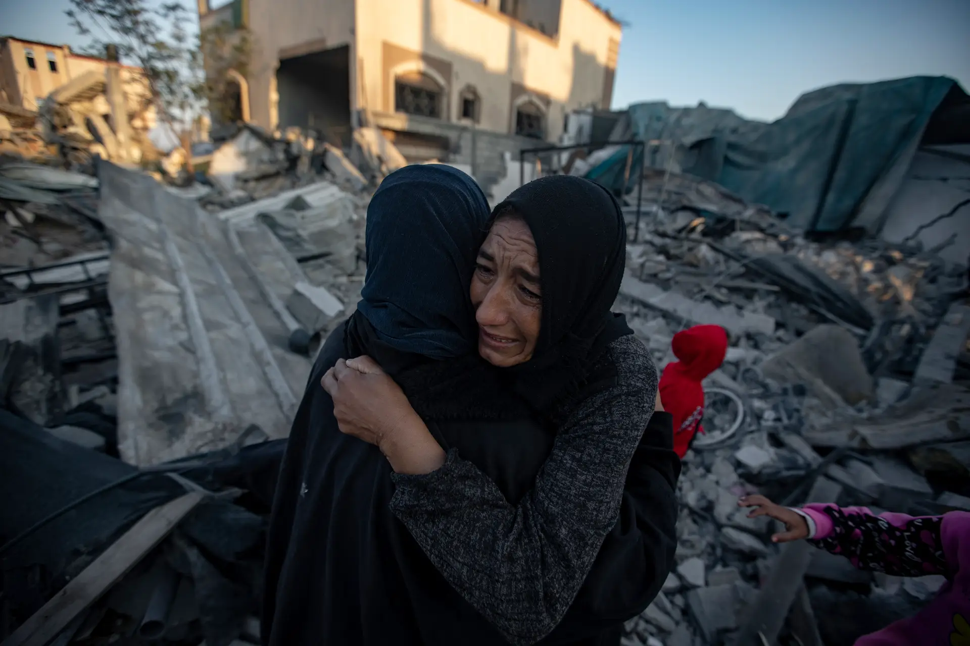 Destruição em Khan Yunis, na Faixa de Gaza