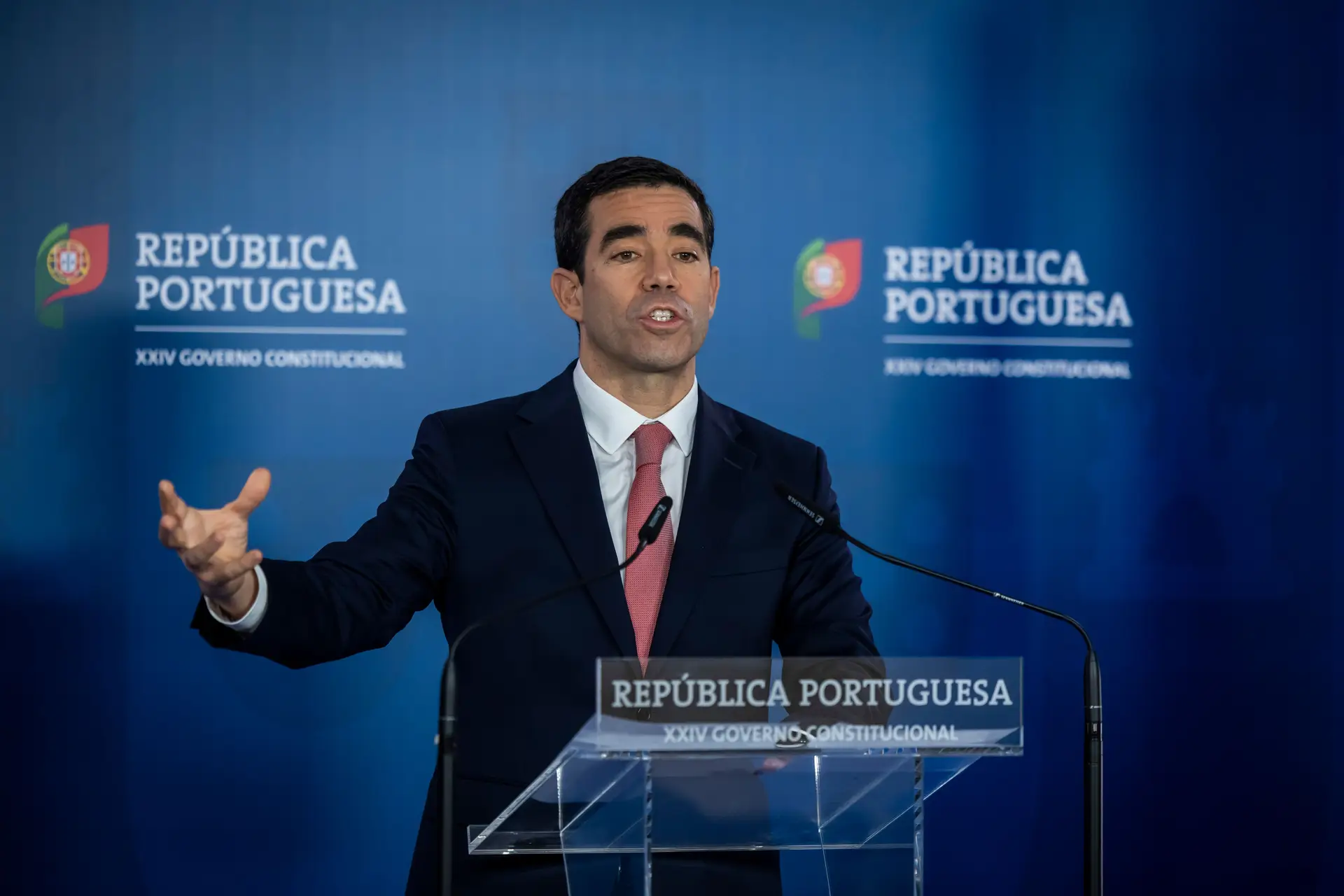 Governo aprova aumento do salário mínimo e responde às críticas a Montenegro: “A segurança dos portugueses não é tema banalizável”