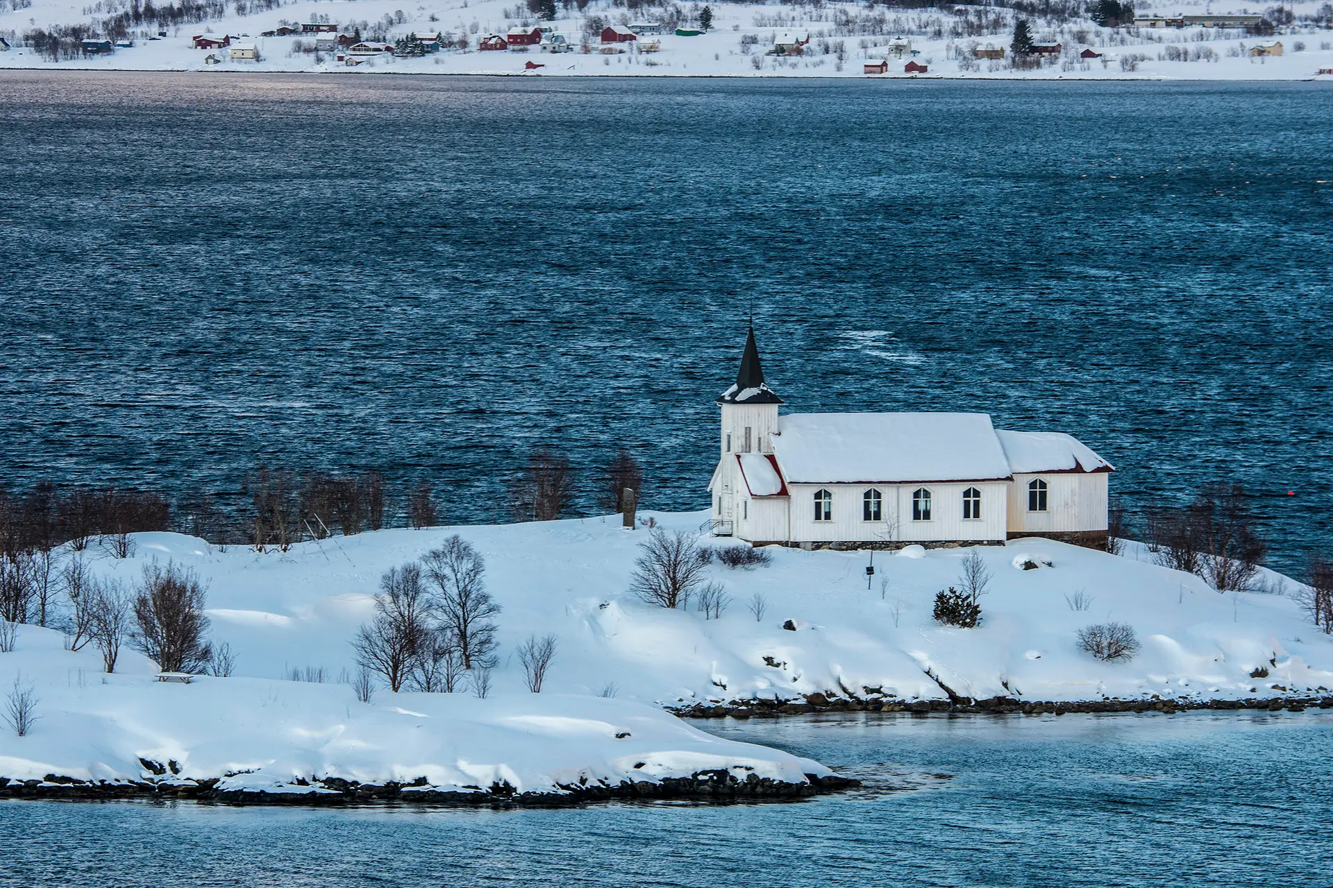 Paisagem norueguesa: o tríptico “Septologia” passa-se no país escandinavo e fala sobre uma imagem impossível de captar: a imagem de Deus