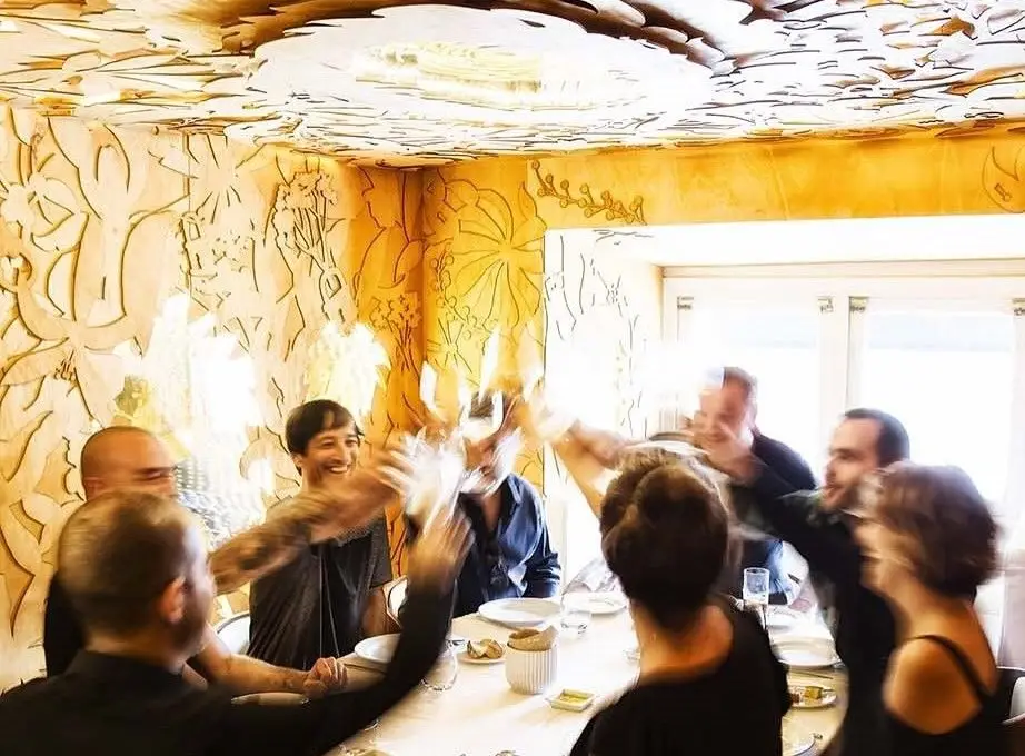 Natal entre amigos: 14 menus de grupo para celebrar em Lisboa e no Porto