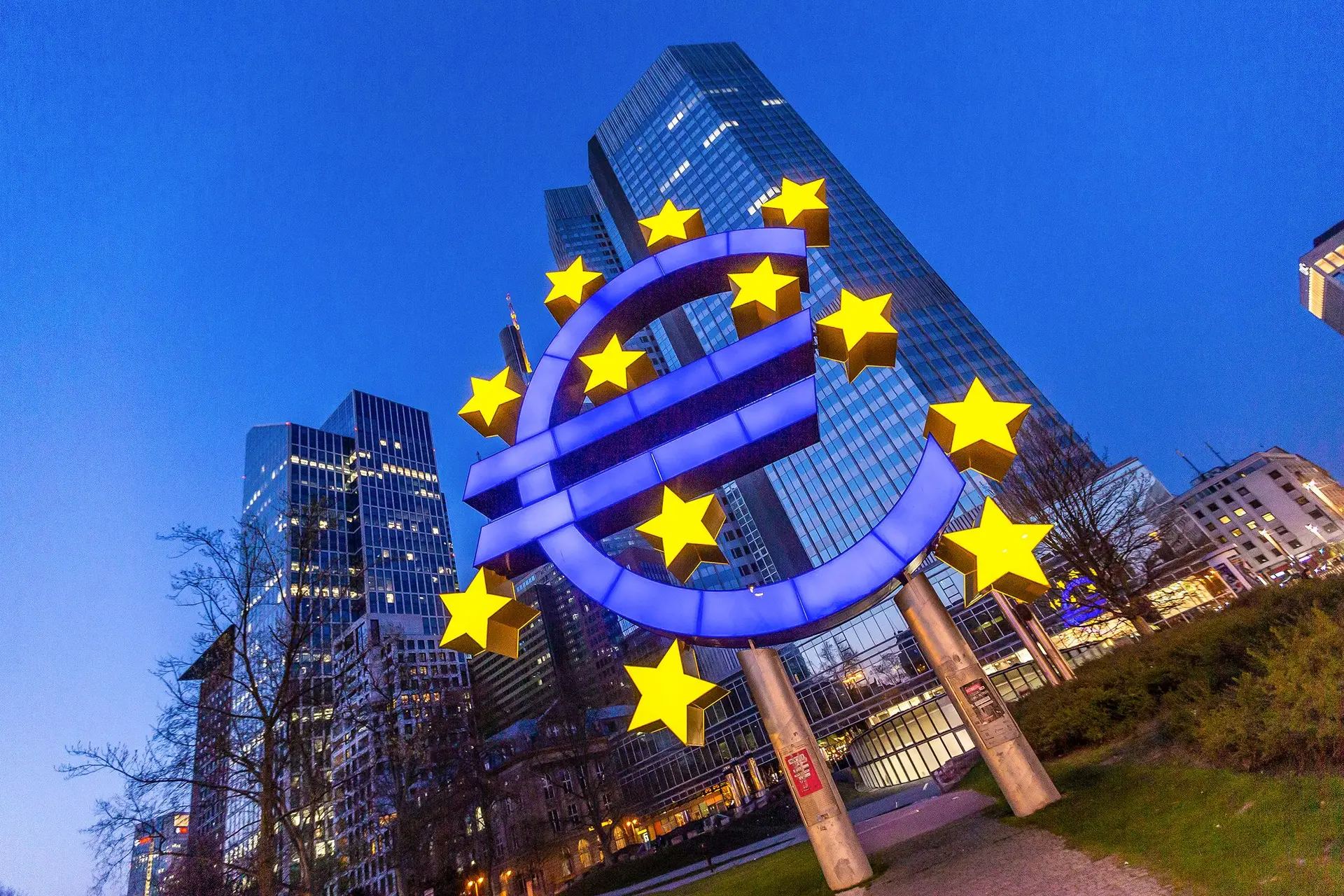 França, Alemanha e não só: como o coração da Europa ficou doente