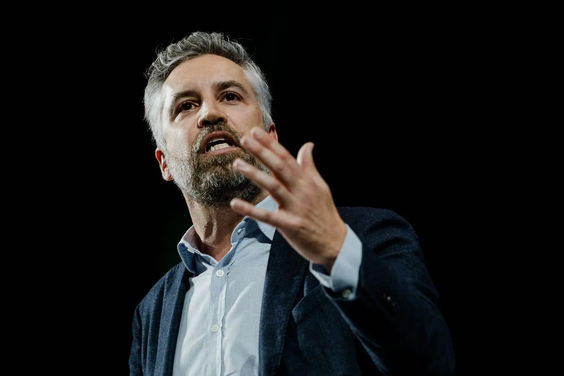 Pedro Nuno "revoltado" critica o "Governo mais extremista" das últimas décadas; Marcelo quer saber se houve o "recato" adequado