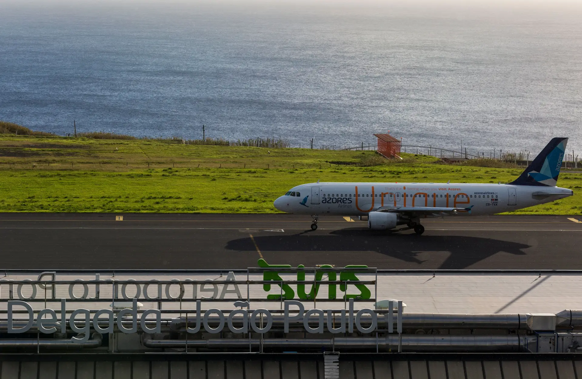 Sitava lamenta "descontrolo financeiro e de gestão" da SATA e critica regresso da privatização da Azores Airlines