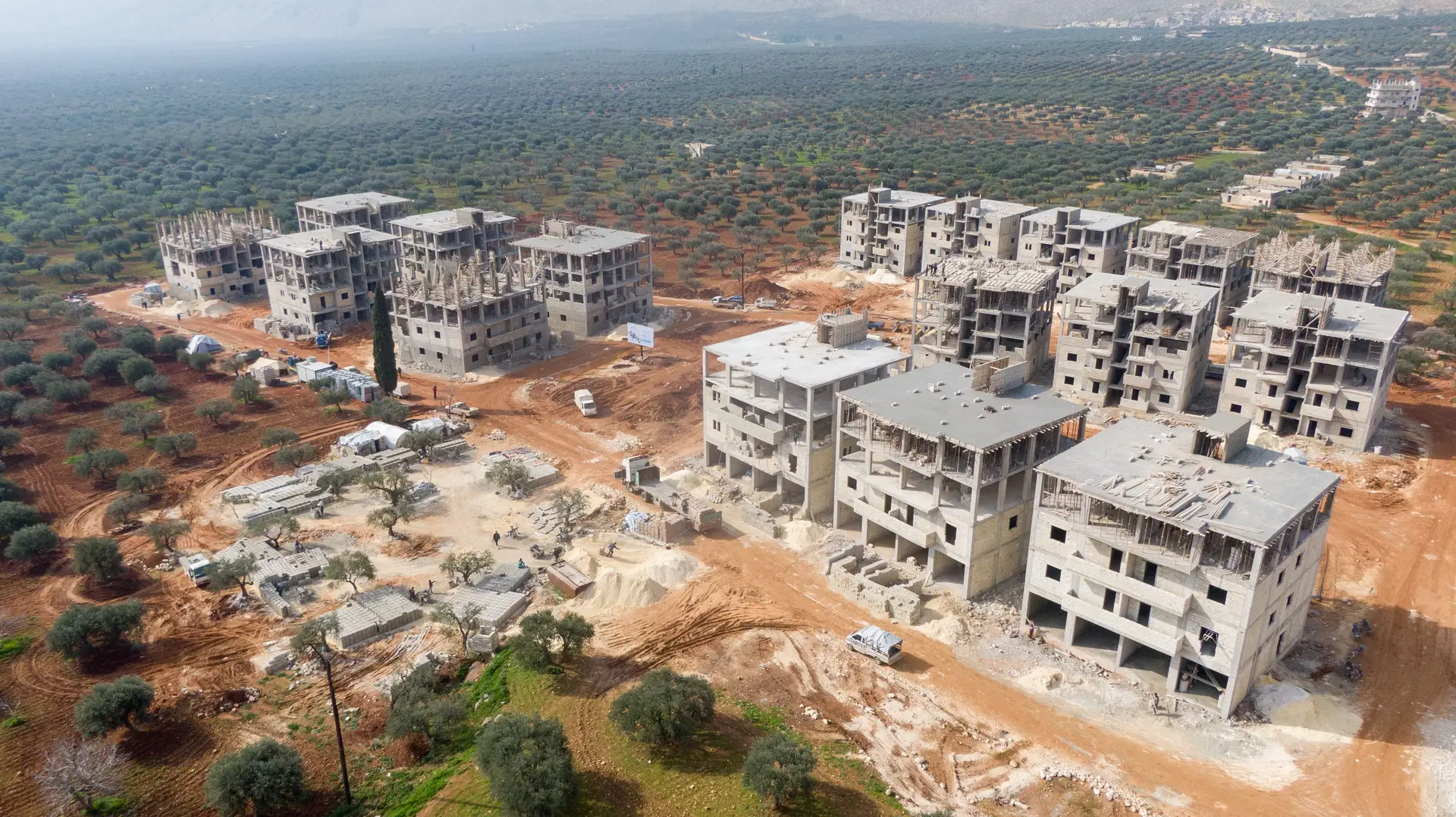 Salvar a economia em colapso na Síria? Só com um “Plano Marshall”, e haverá poucos países interessados em investir