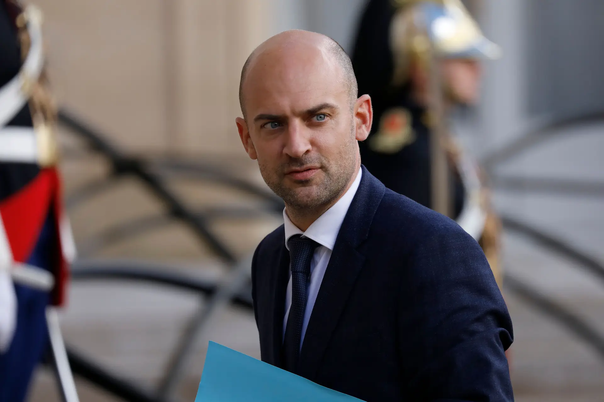 “É preciso acordar”: França pede à Comissão Europeia que impeça interferência de Musk no debate público europeu