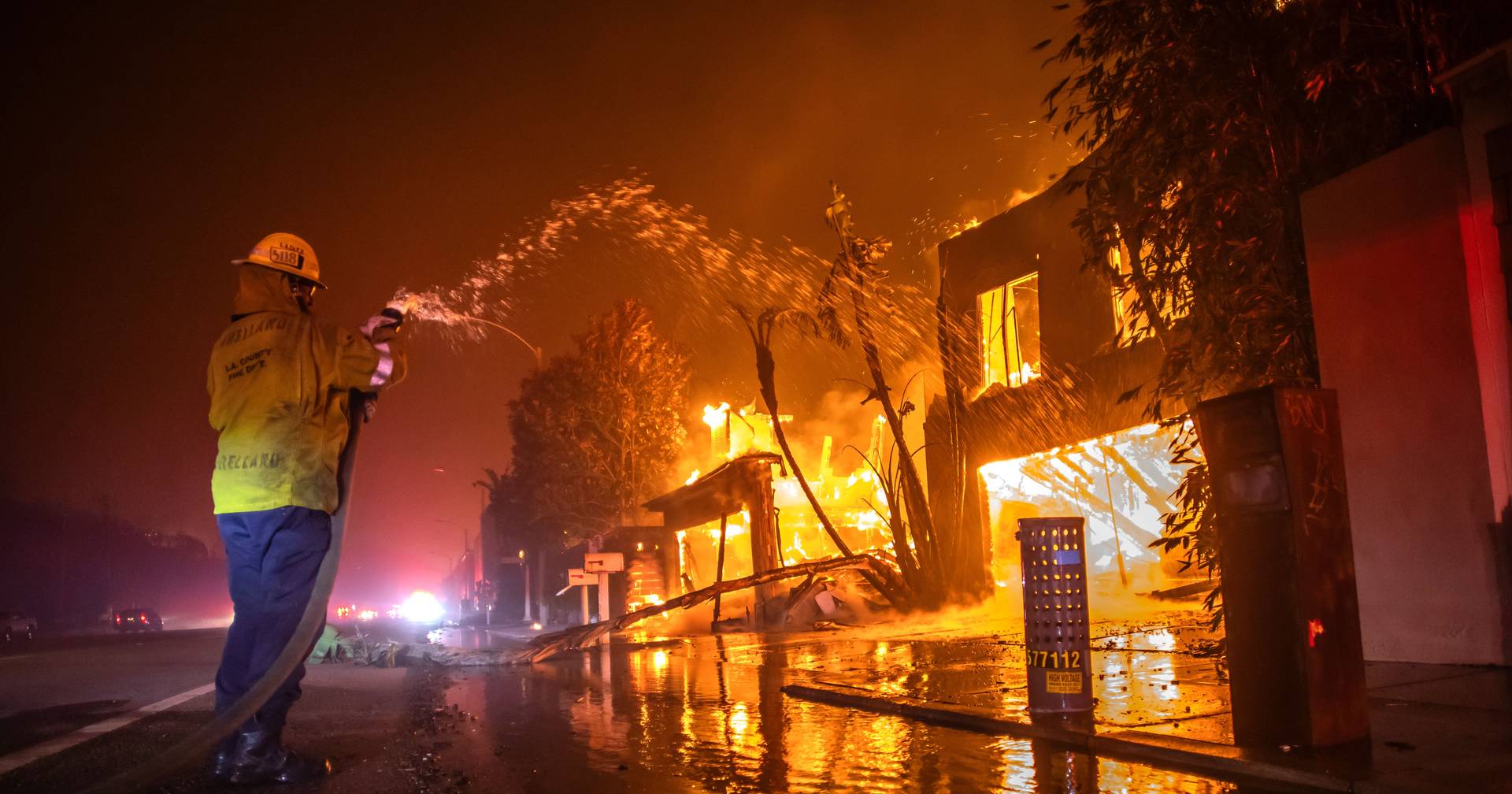 Incêndios em Los Angeles: Veja as Celebridades que Perderam suas Casas