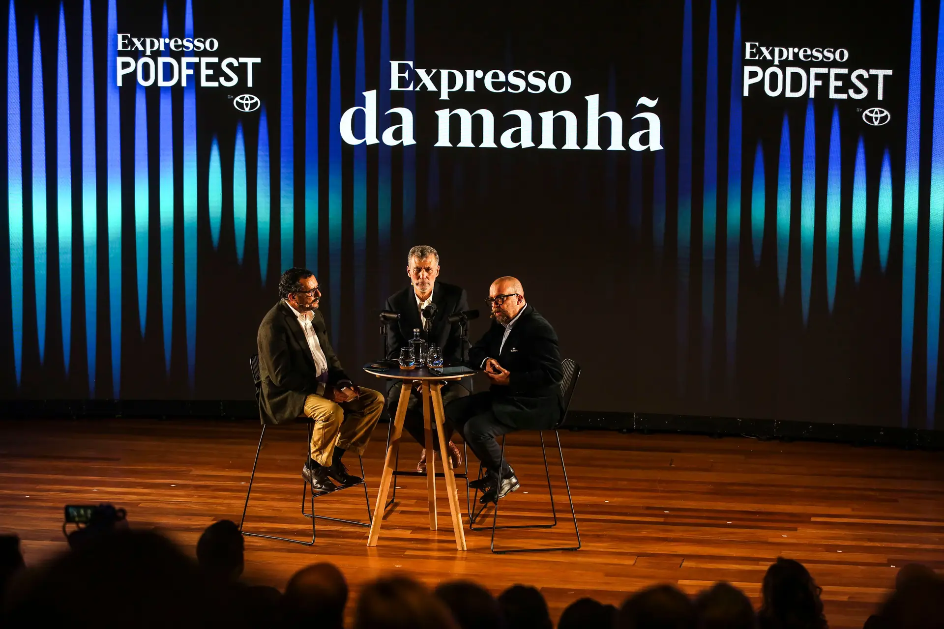 Expresso PODFEST 2025: podcast "Expresso da Manhã" com Gouveia e Melo, Vitor Matos e Paulo Baldaia