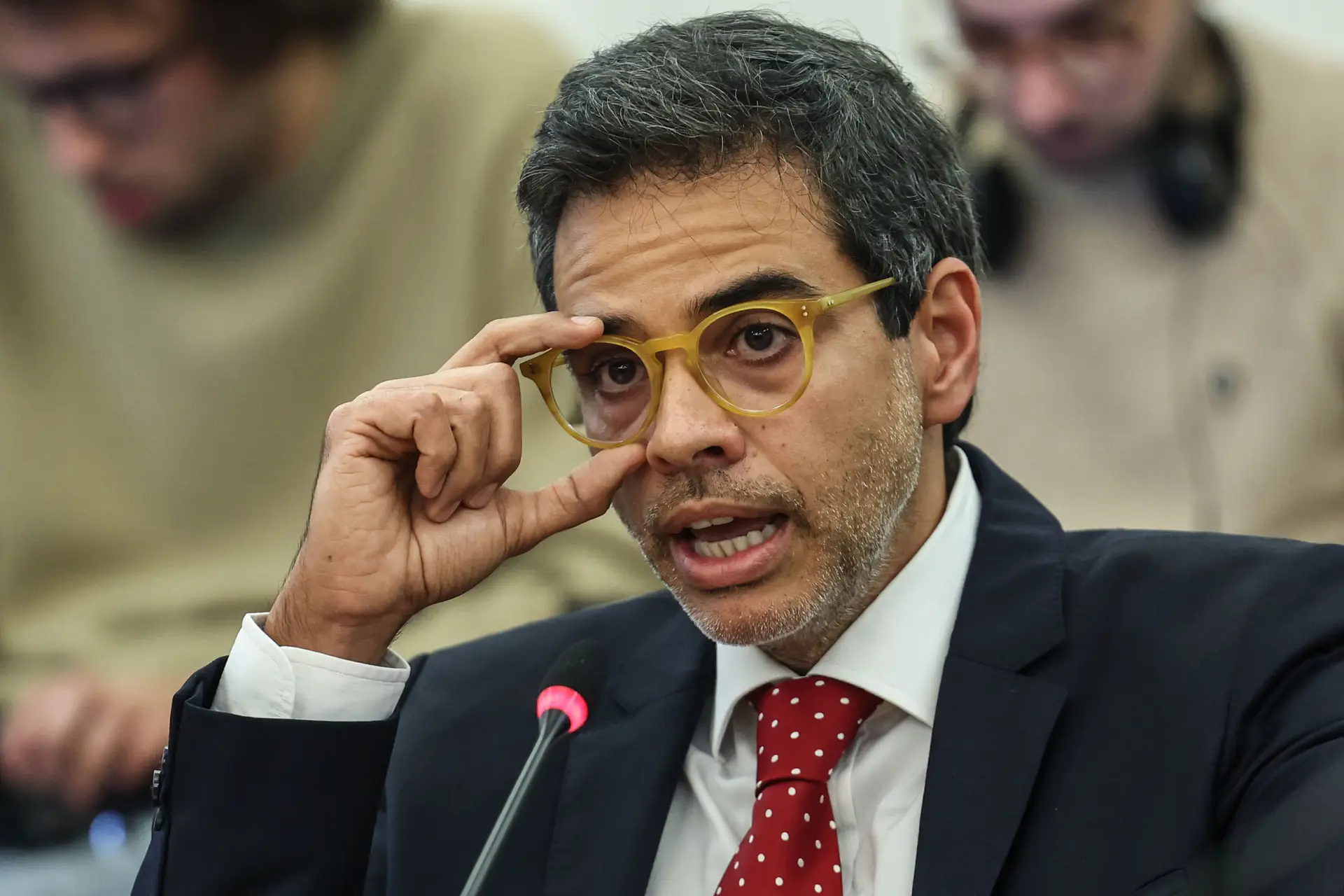 Caso das gémeas: responsável pela marcação de consultas admite “pressão” sobre médica que tratou crianças, mas não sabe de quem