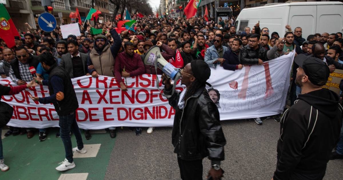 Relatório alerta para erosão das liberdades cívicas e normalização da xenofobia em Portugal
