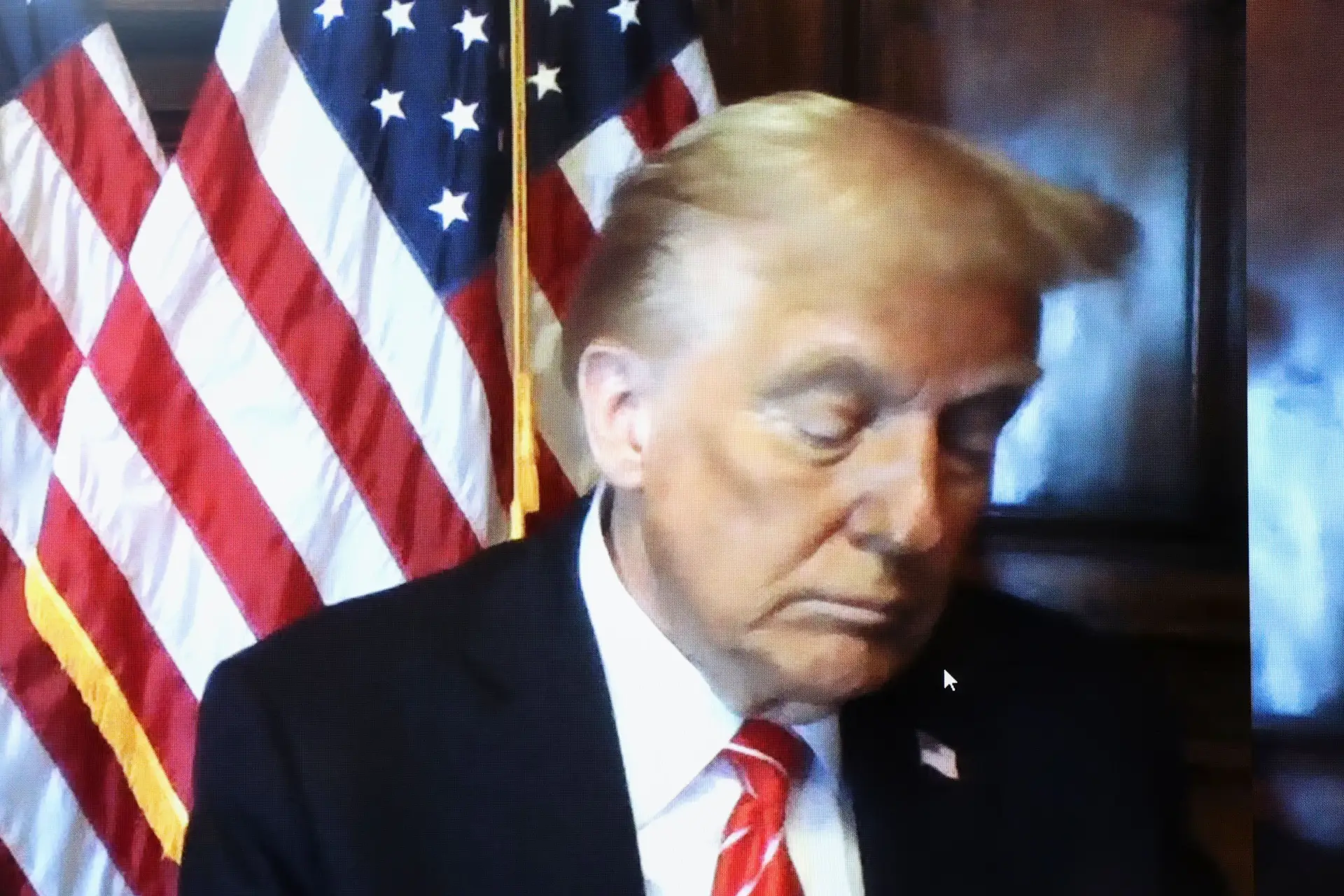Trump considera procurador especial Jack Smith como perturbado em reação a relatório