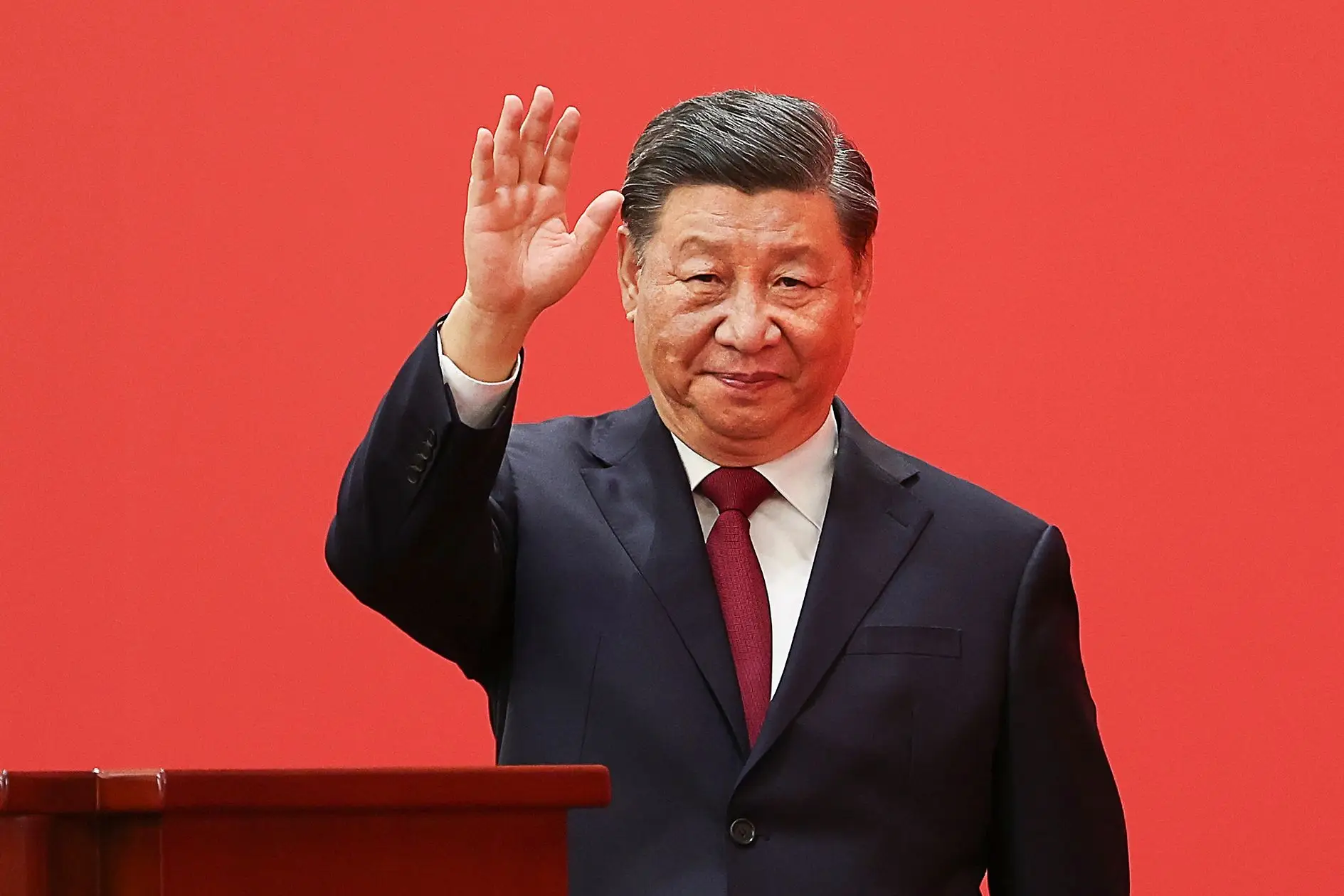 Donald Trump terá de enfrentar também braços de ferro que o próprio decidiu travar com rivais geopolíticos (China) e aliados (NATO) 