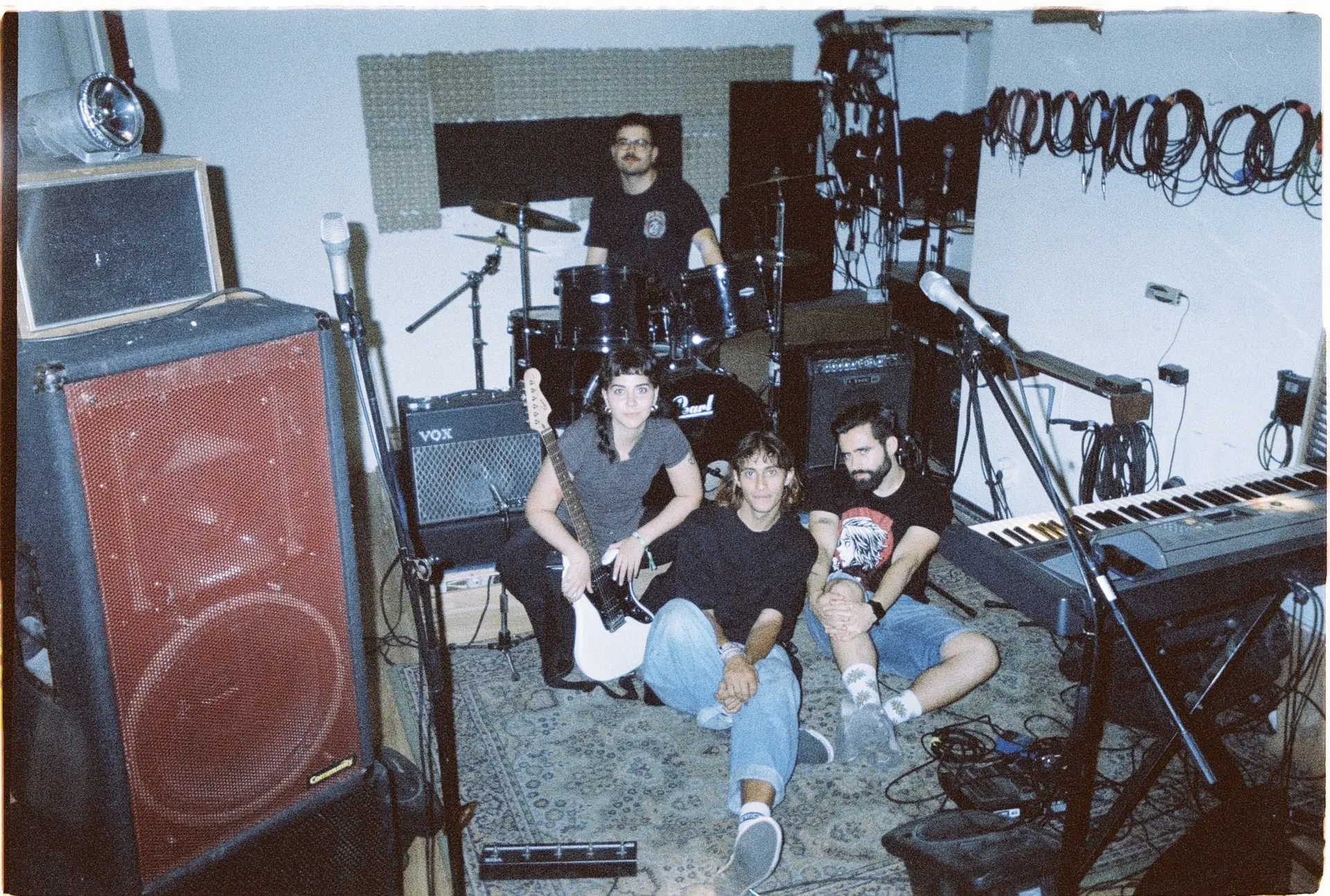 Quase Famosos: a serotonina pura dos Desire Haze, entre o Porto e Aveiro