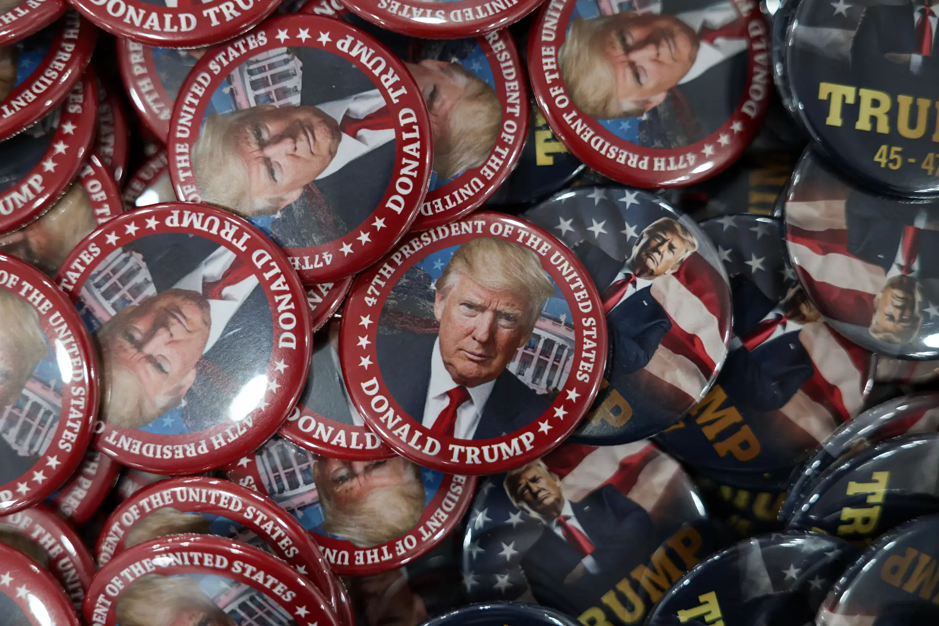 Nova criptomoeda de Trump dispara, participação do presidente eleito avaliada em mais de 35 mil milhões de dólares
