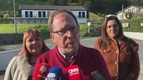 Líder do Chega-Açores iliba deputado Miguel Arruda, que levou uma mala "por engano", e aponta o dedo à comunicação social