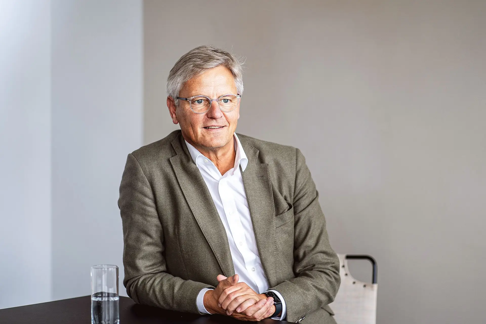 Michael Ensser lidera desde 2022 a consultora global de recrutamento de quadros de topo Egon Zehnder