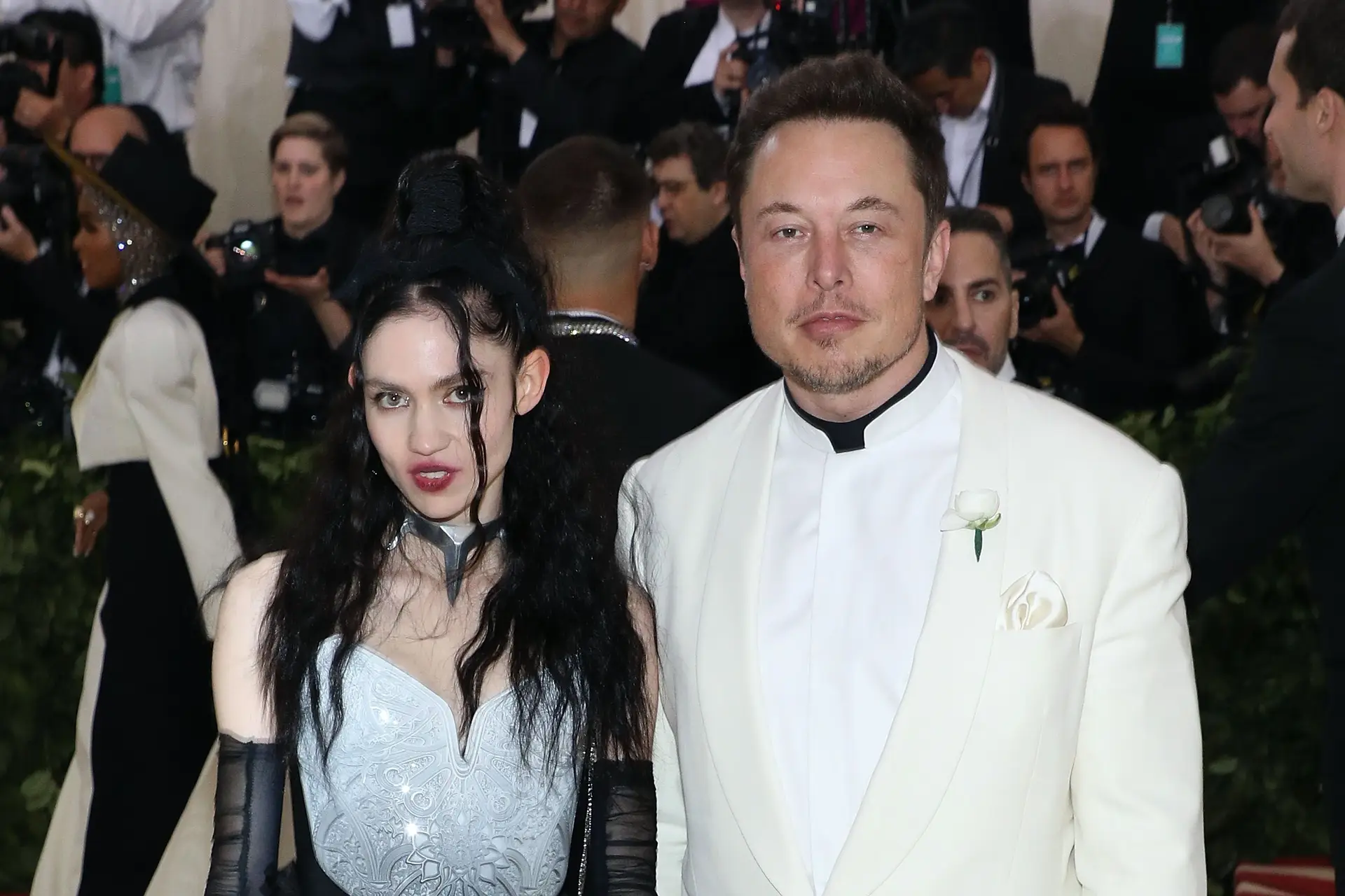 “Eu não sou como ele”: Grimes demarca-se do ex-namorado Elon Musk