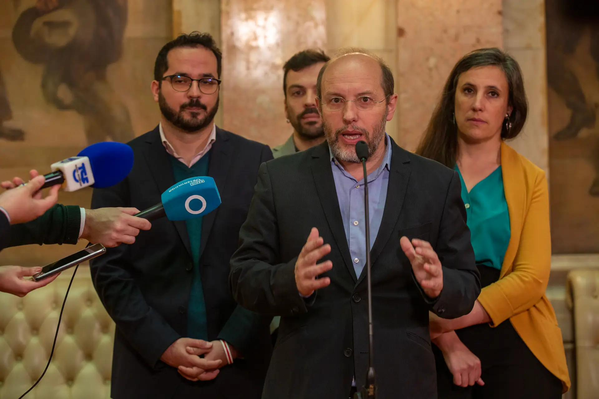 Paulo Muacho, Rui Tavares, Isabel Mendes Lopes e Jorge Pinto, deputados do partido LIVRE.