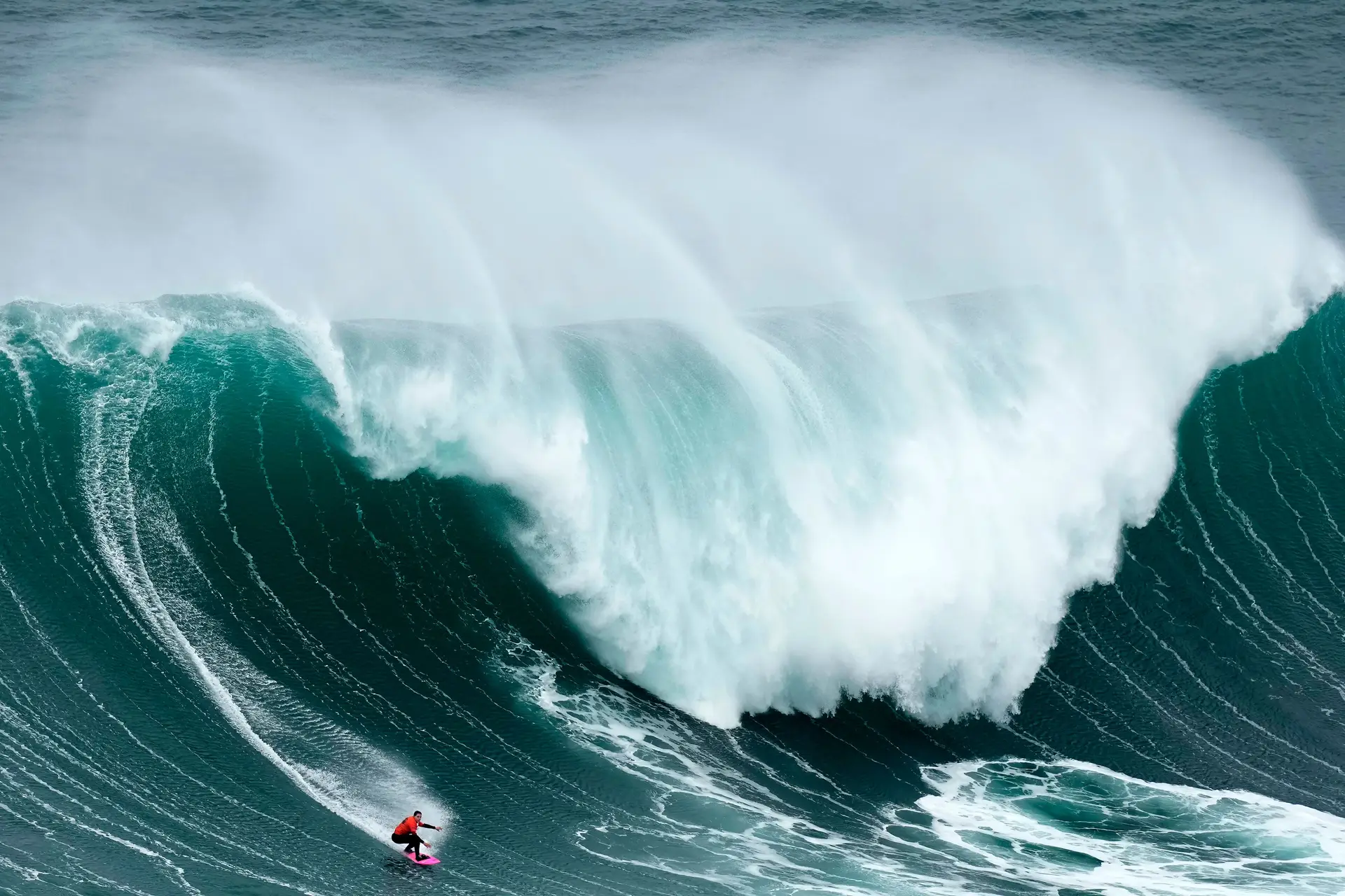 Da Nazaré a Peniche, um roteiro de descoberta com o mar no horizonte