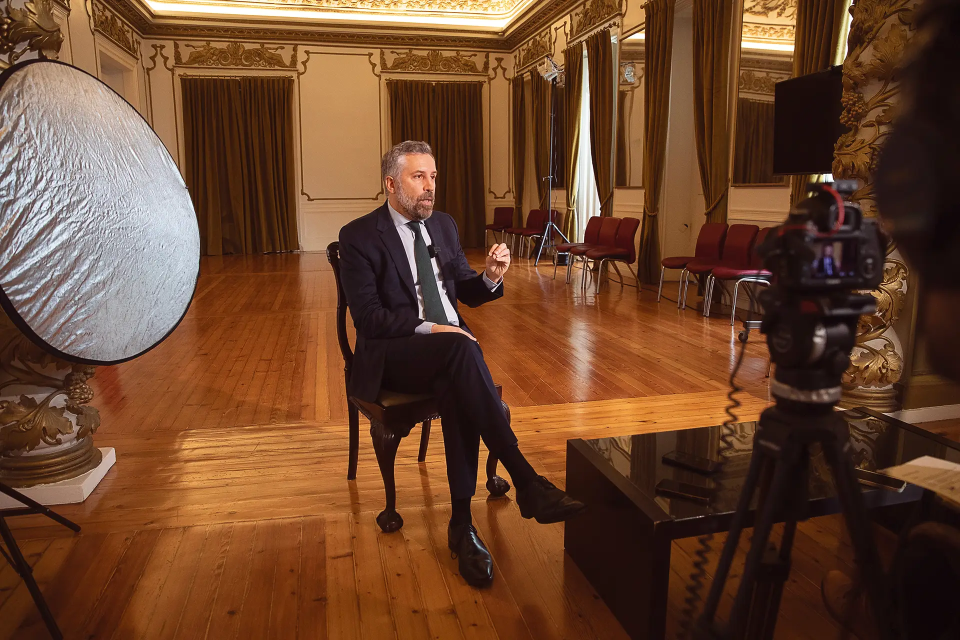 Pedro Nuno Santos acaba por não ter nas suas propostas um mecanismo extraordinário de legalização