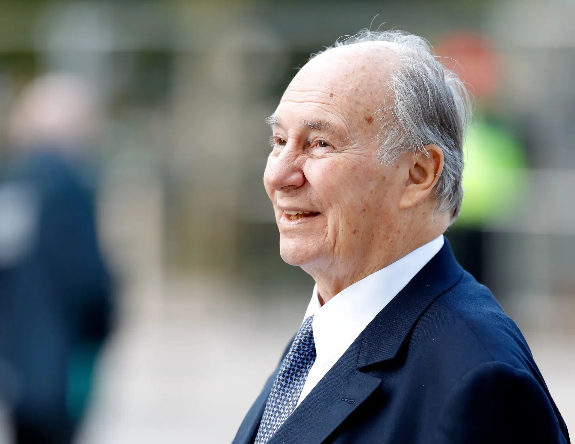 Religião. Ismailis com €80 milhões em espera