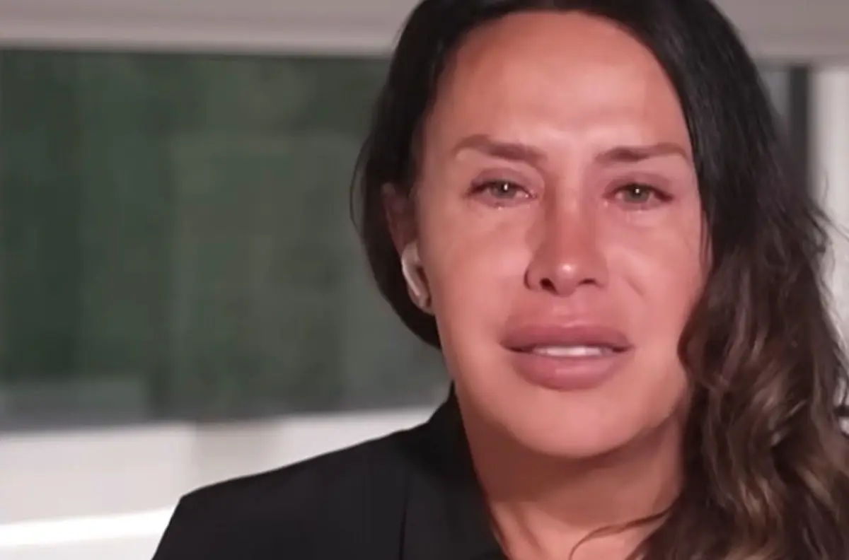 “Fui crucificada e nem me posso defender”: Karla Sofía Gascón, nomeada para Óscar de Melhor Atriz, em lágrimas