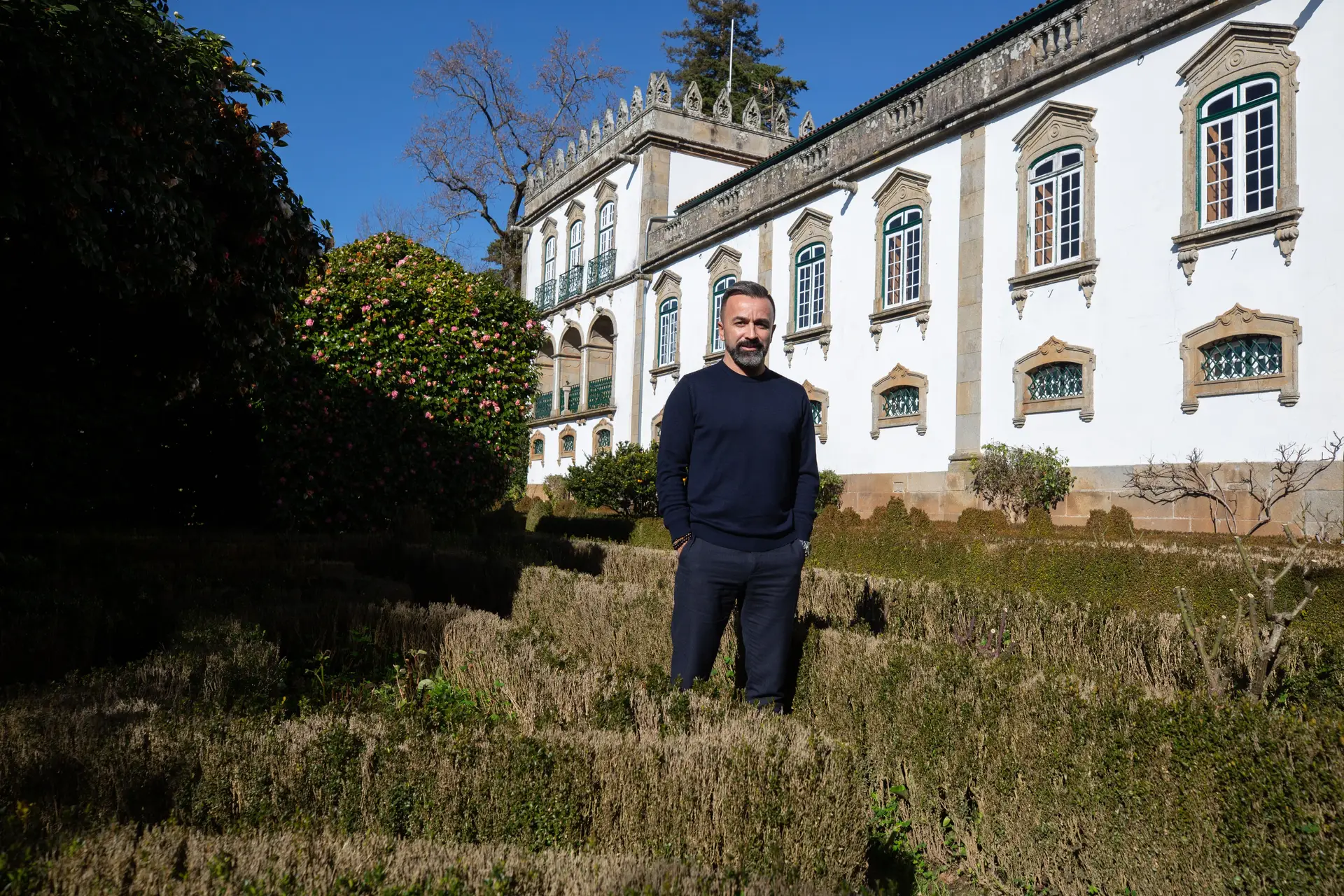 Carlos Vaz Pinto fotografado em Penalva do Castelo