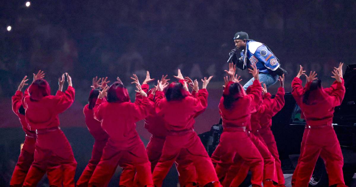 Super Bowl: veja aqui a atuação completa de Kendrick Lamar no ‘halftime show’